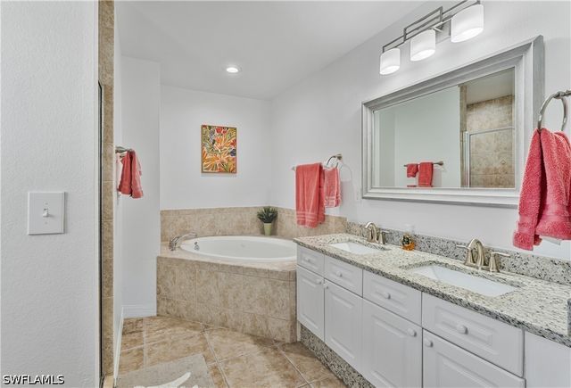 2228 SW 26th TER, Cape Coral, FL 33914