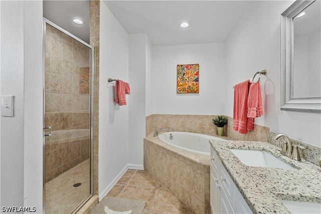 2228 SW 26th TER, Cape Coral, FL 33914
