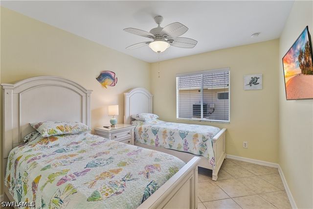 2228 SW 26th TER, Cape Coral, FL 33914