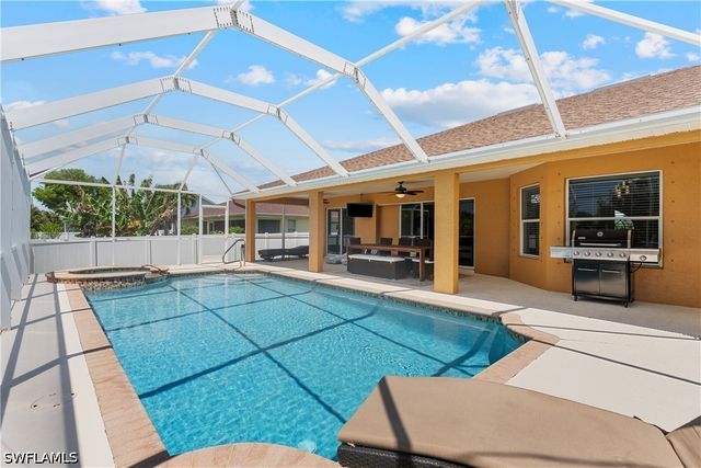 2228 SW 26th TER, Cape Coral, FL 33914