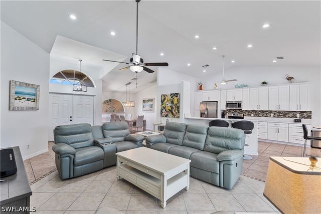 2228 SW 26th TER, Cape Coral, FL 33914