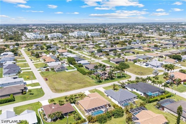 2228 SW 26th TER, Cape Coral, FL 33914