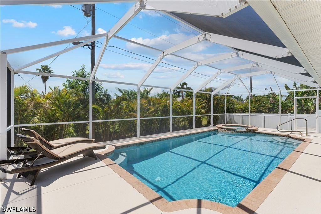 2228 SW 26th TER, Cape Coral, FL 33914