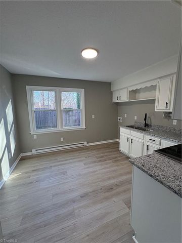 1406 Ohenry Boulevard, Greensboro, NC 27405