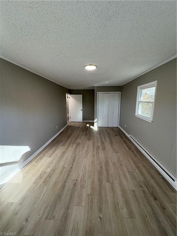 1406 Ohenry Boulevard, Greensboro, NC 27405