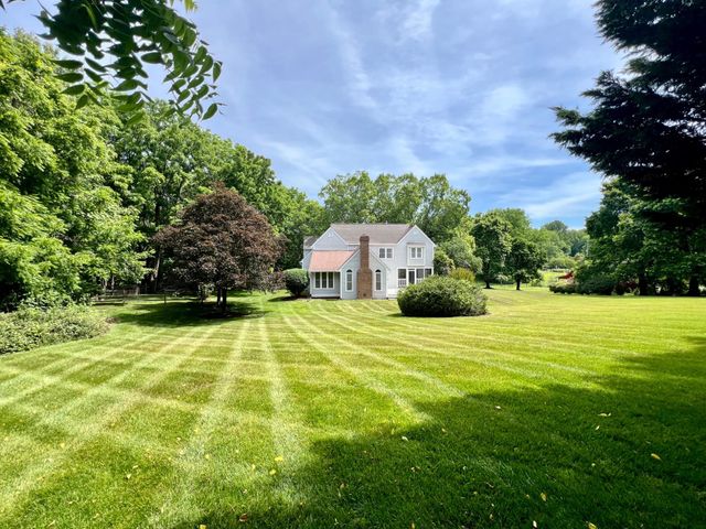 13805 W END FARM RD, Upper Marlboro, MD 20772