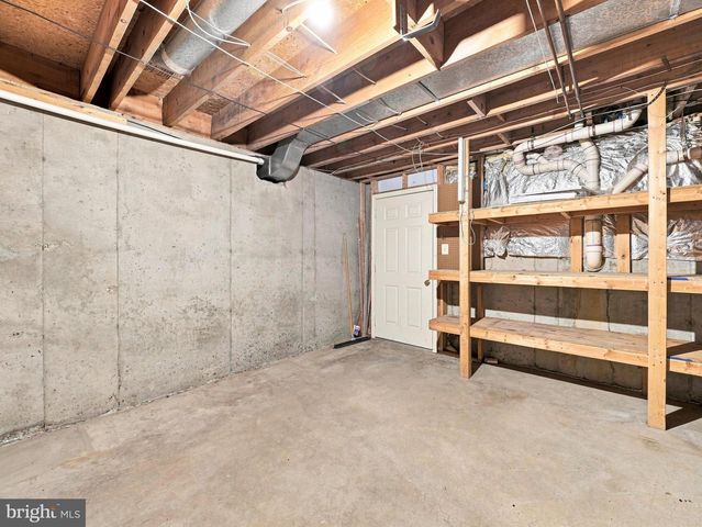 13805 W END FARM RD, Upper Marlboro, MD 20772