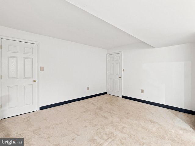 13805 W END FARM RD, Upper Marlboro, MD 20772