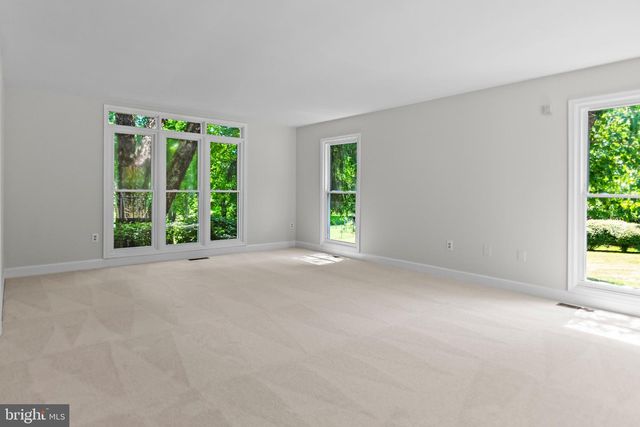 13805 W END FARM RD, Upper Marlboro, MD 20772
