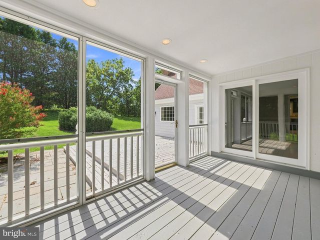 13805 W END FARM RD, Upper Marlboro, MD 20772