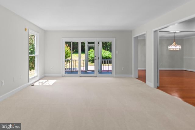 13805 W END FARM RD, Upper Marlboro, MD 20772