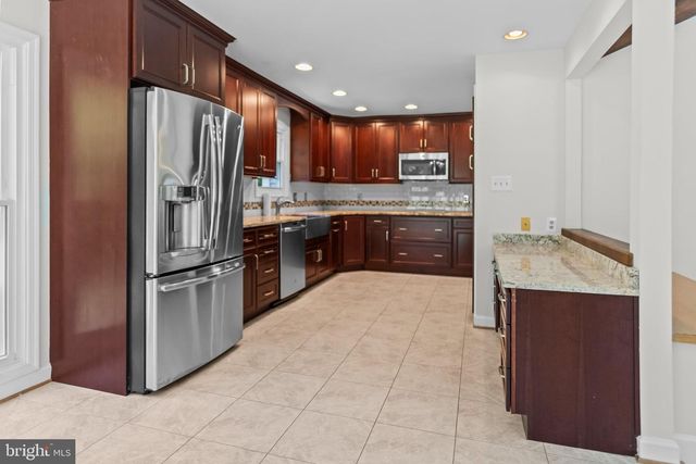 13805 W END FARM RD, Upper Marlboro, MD 20772