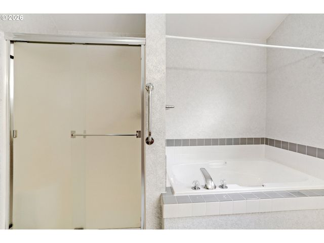 16696 Sw JORDAN Way, King City, OR 97224