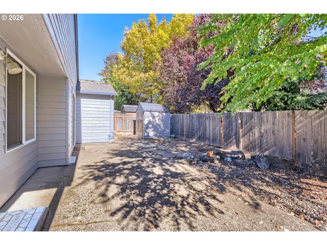 16696 Sw JORDAN Way, King City, OR 97224