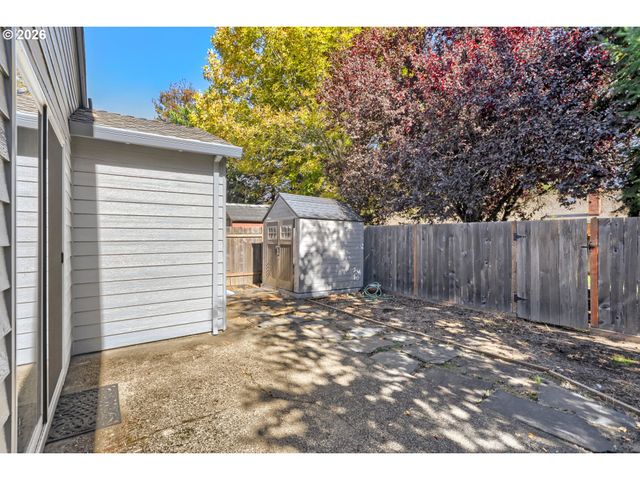 16696 Sw JORDAN Way, King City, OR 97224