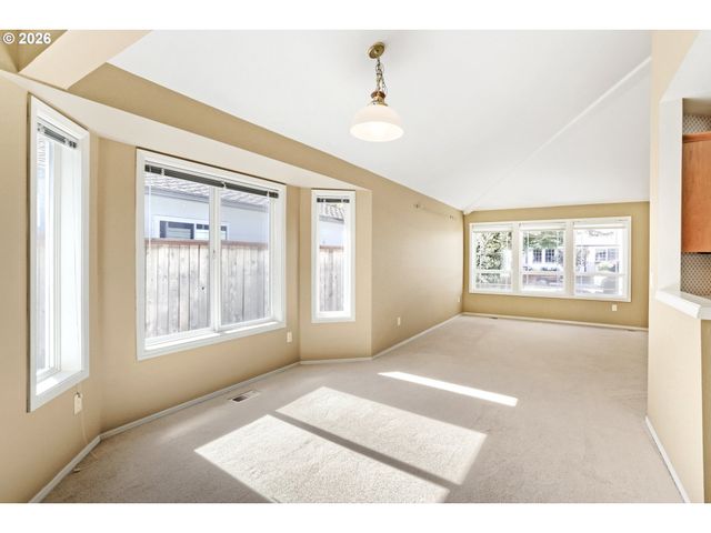 16696 Sw JORDAN Way, King City, OR 97224