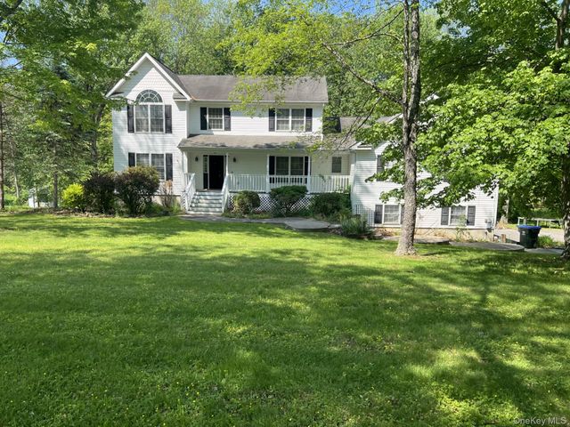63 Station Road, Salisbury Mills, NY 12577