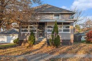 111 River Drive, Three Rivers, MI 49093