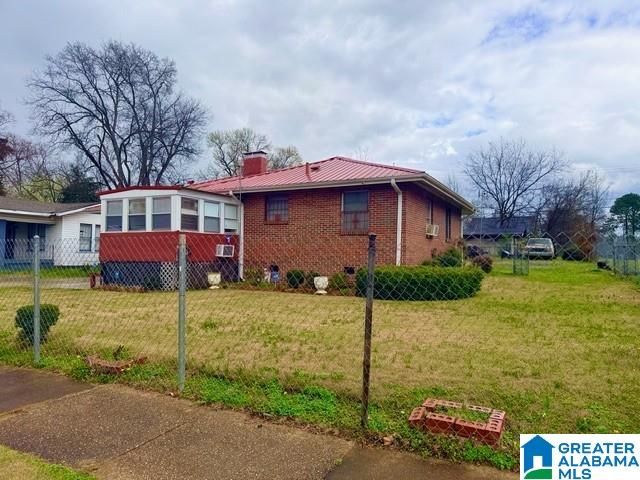 1301 3RD AVENUE N, Bessemer, AL 35020
