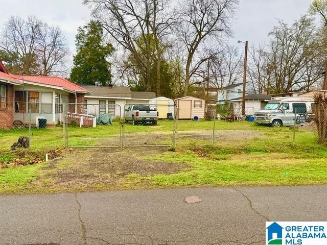 1301 3RD AVENUE N, Bessemer, AL 35020