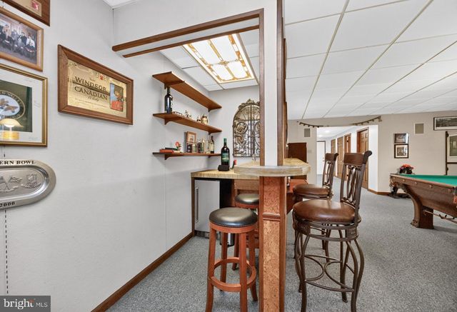 2439 HORSESHOE TRL, Chester Springs, PA 19425