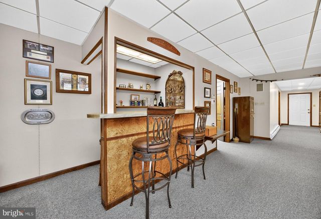 2439 HORSESHOE TRL, Chester Springs, PA 19425