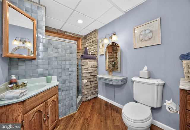 2439 HORSESHOE TRL, Chester Springs, PA 19425