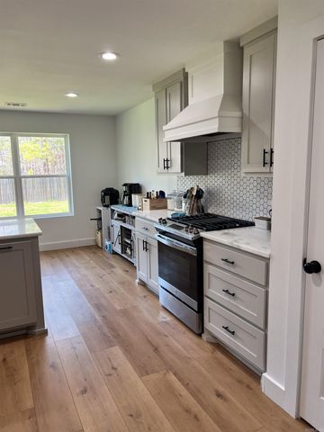 114 HAYES Street, Harmony Grove, AR 72015