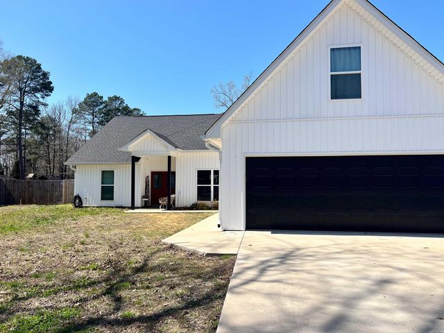 114 HAYES Street, Harmony Grove, AR 72015