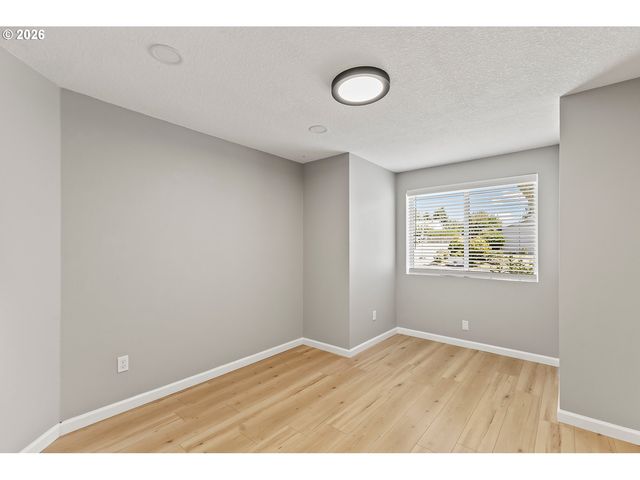 10220 Nw 24TH Ave, Vancouver, WA 98685