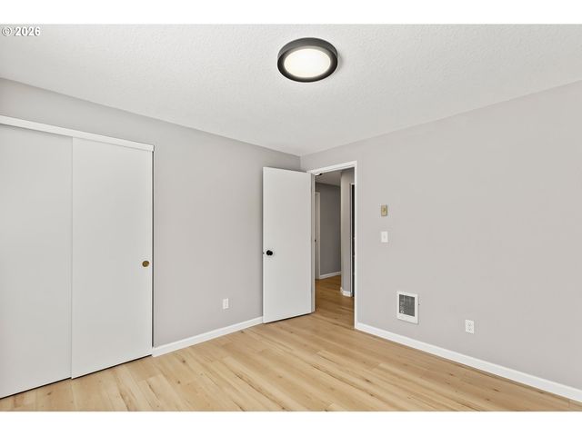 10220 Nw 24TH Ave, Vancouver, WA 98685