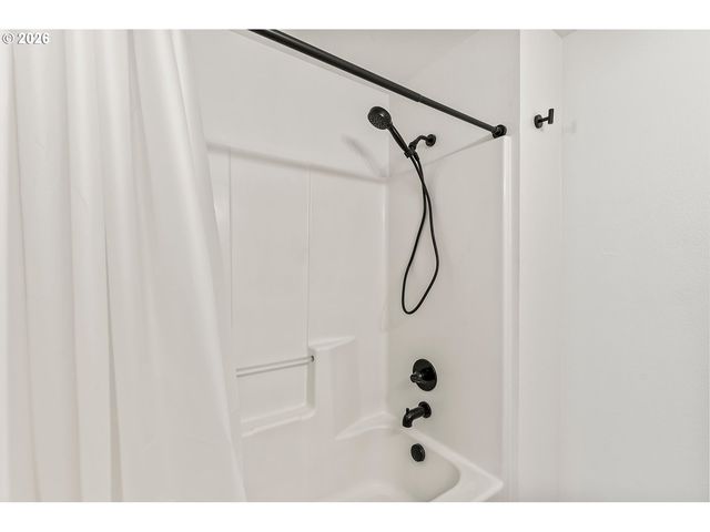 10220 Nw 24TH Ave, Vancouver, WA 98685