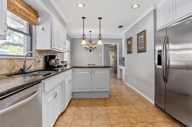 4224 Westmont Court, Fort Worth, TX 76109