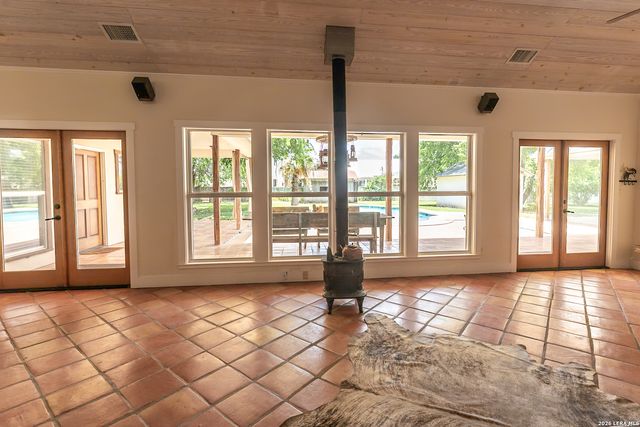 1690 WATERWAY LN, New Braunfels, TX 78130