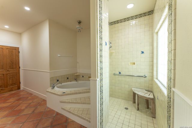 1690 WATERWAY LN, New Braunfels, TX 78130