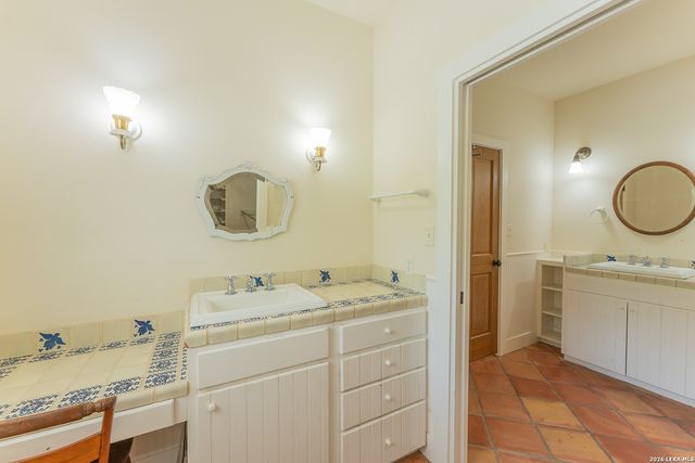 1690 WATERWAY LN, New Braunfels, TX 78130