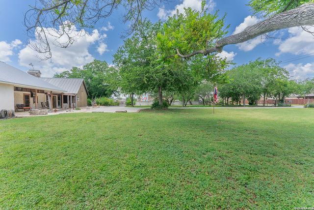 1690 WATERWAY LN, New Braunfels, TX 78130