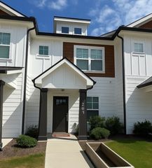 203 E Forge Ct, White Bluff, TN 37187