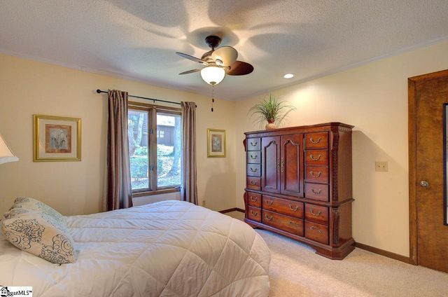 32 Creekside Way, Greenville, SC 29609