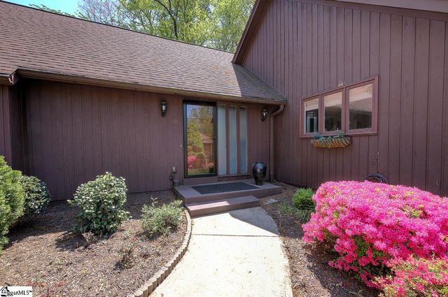 32 Creekside Way, Greenville, SC 29609