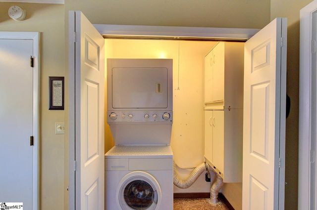 32 Creekside Way, Greenville, SC 29609