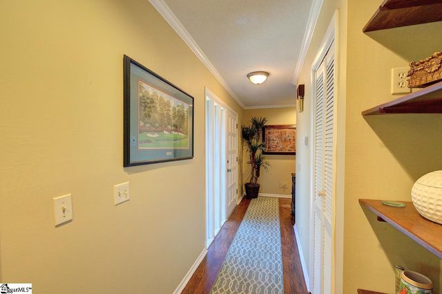 32 Creekside Way, Greenville, SC 29609