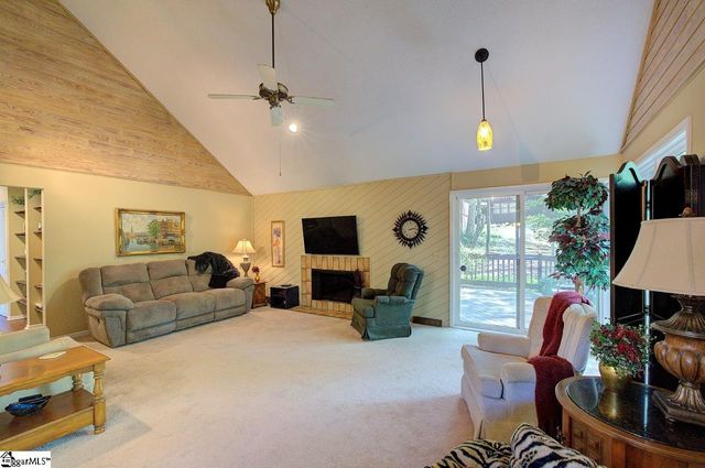 32 Creekside Way, Greenville, SC 29609