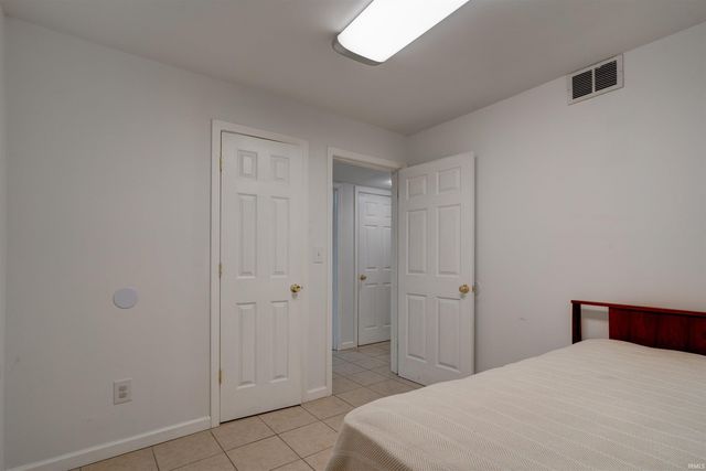 1425 Covert Avenue, Evansville, IN 47714