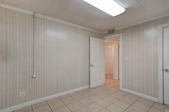 1425 Covert Avenue, Evansville, IN 47714