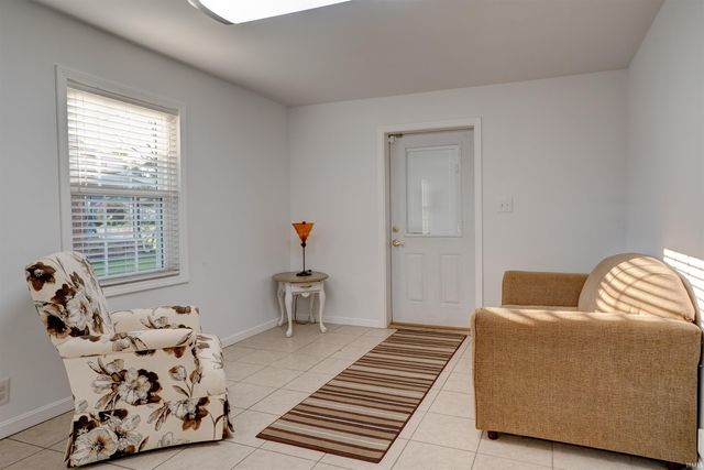 1425 Covert Avenue, Evansville, IN 47714