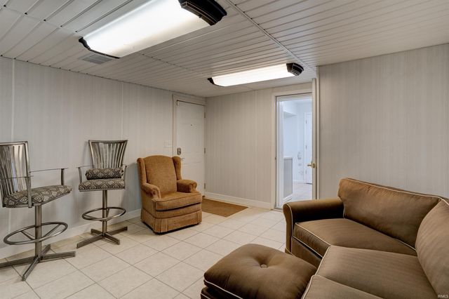 1425 Covert Avenue, Evansville, IN 47714