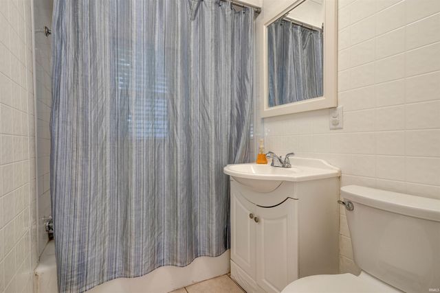 1425 Covert Avenue, Evansville, IN 47714
