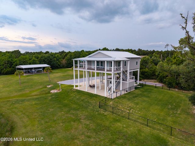 5004 Oak Street, Bay Saint Louis, MS 39520