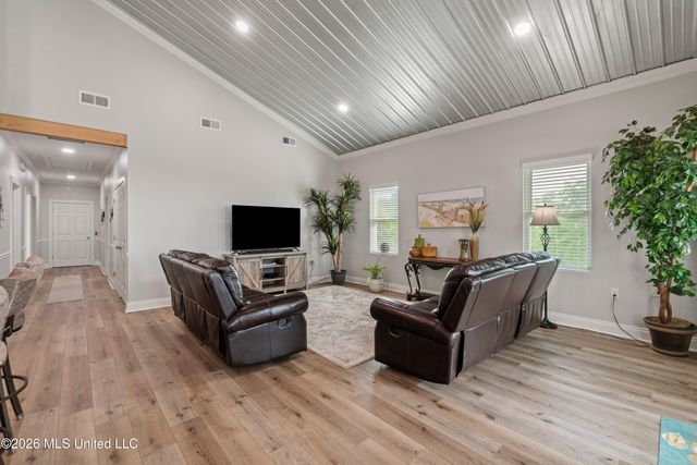 5004 Oak Street, Bay Saint Louis, MS 39520